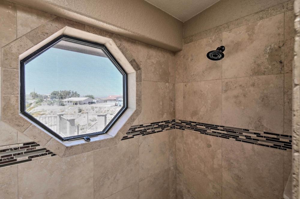 Heated Pool, Spa & Mtn Views: Lake Havasu Home!