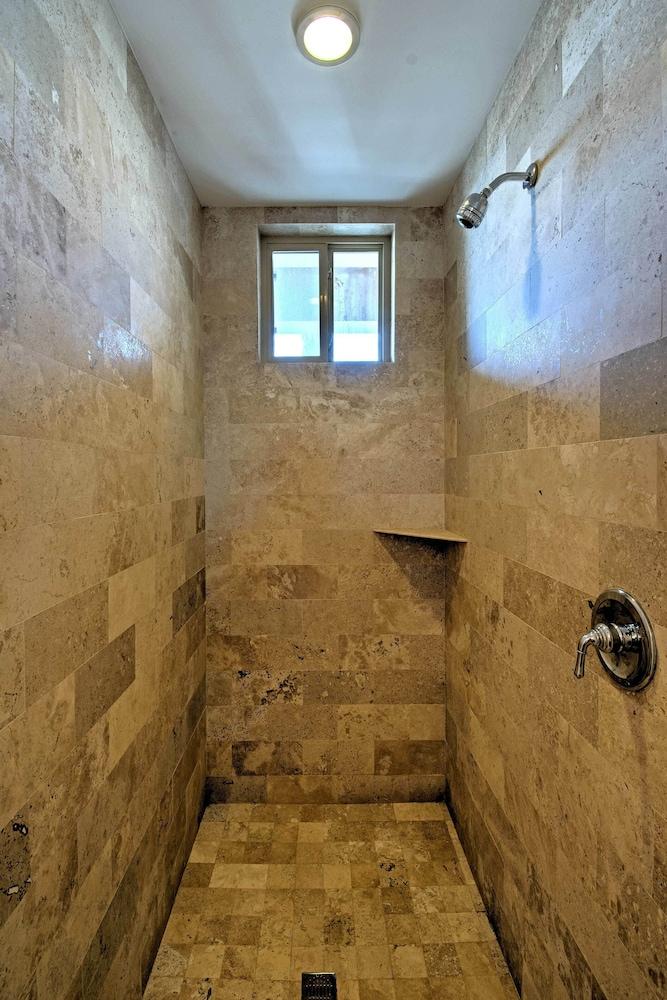 Paraiso del Mar Resort Condo: Water Taxi to La Paz