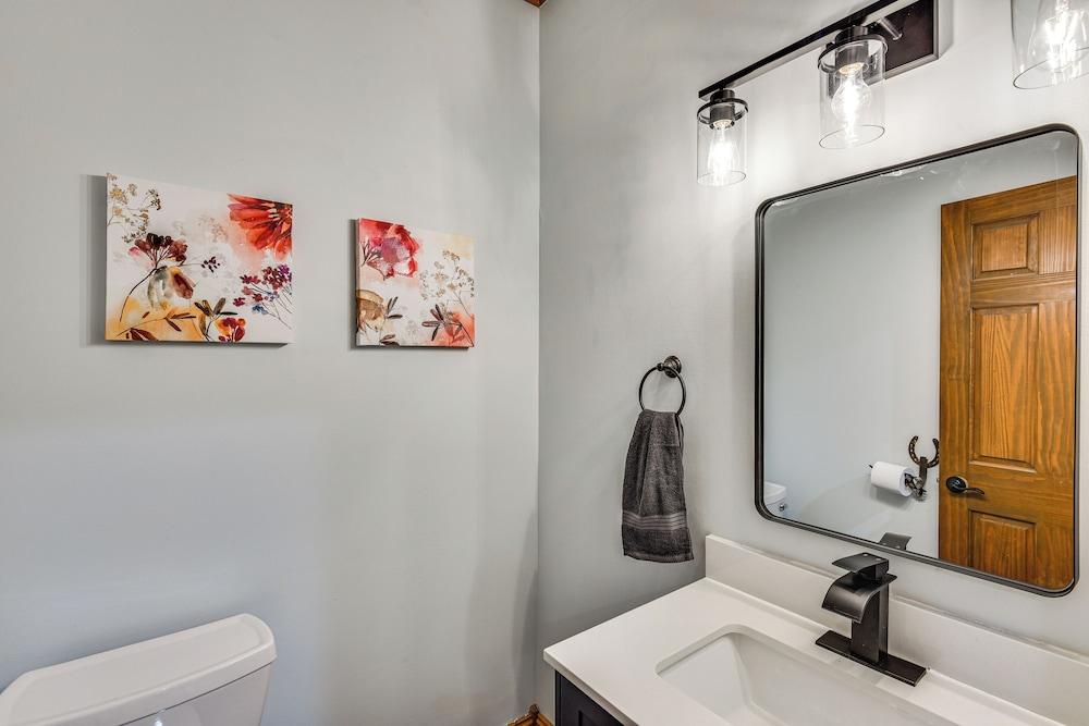 Huge Family Home w/ Pool - 13 Mi to Lake Michigan!