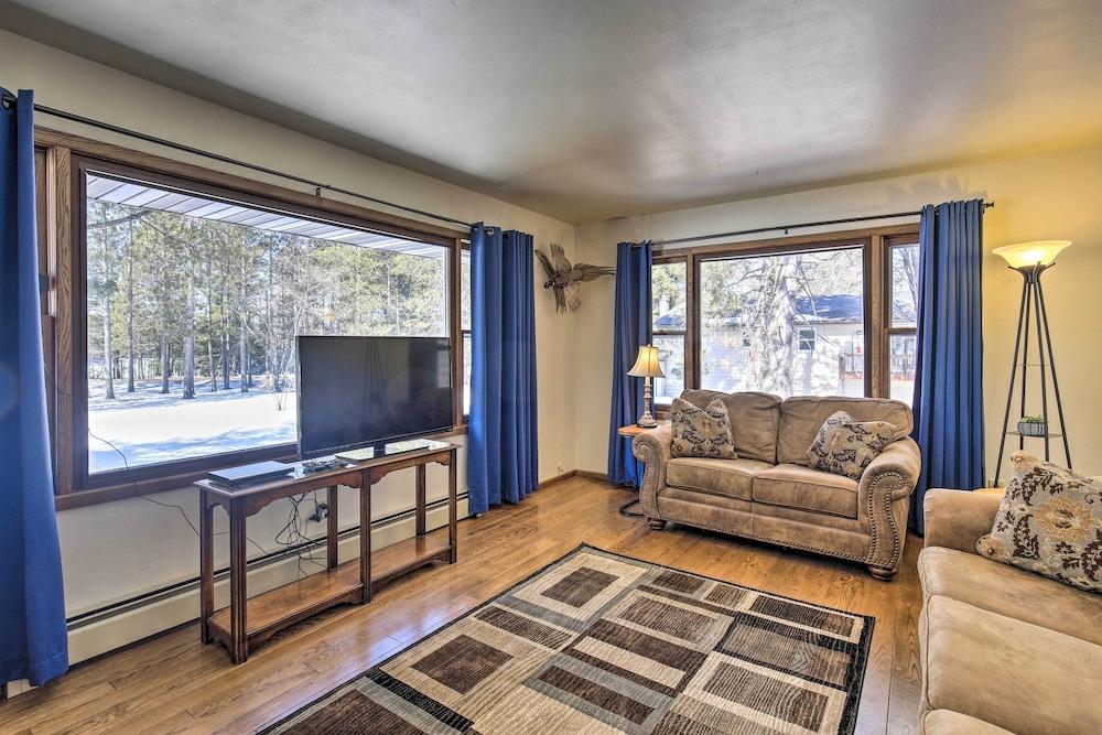 Simple Cranberry & Wine Farm Home w/ Fire Pit!