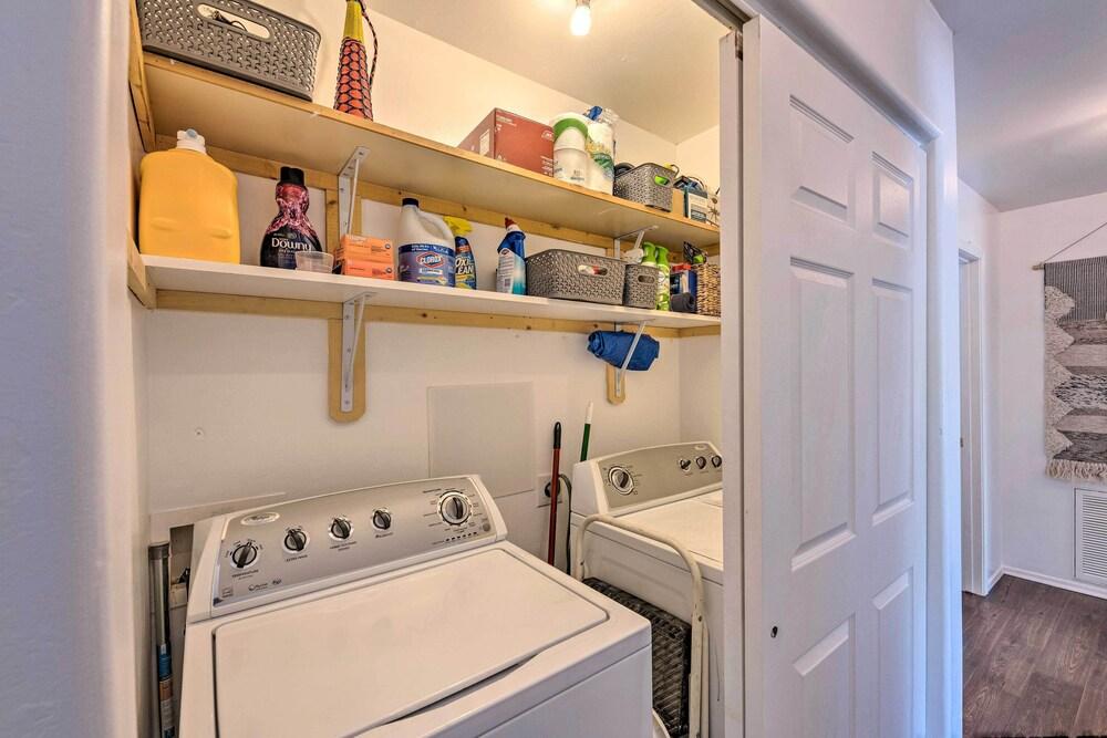 1 Mi to Hiking: Chic Show Low Escape w/ Fire Pit!