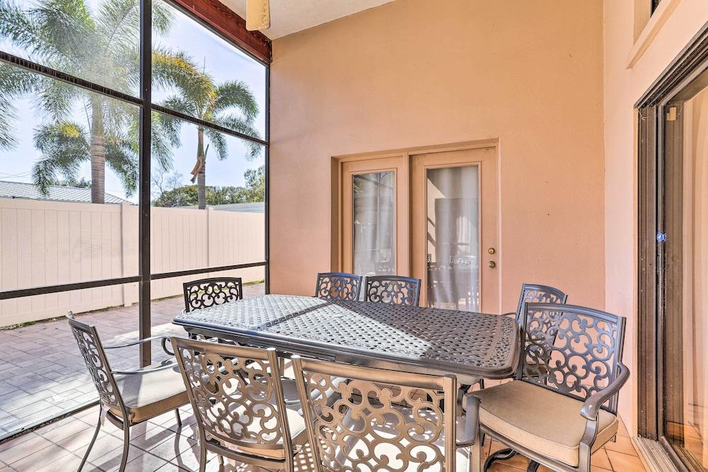 Huge Home w/ Pool Table Near St Pete Beach!