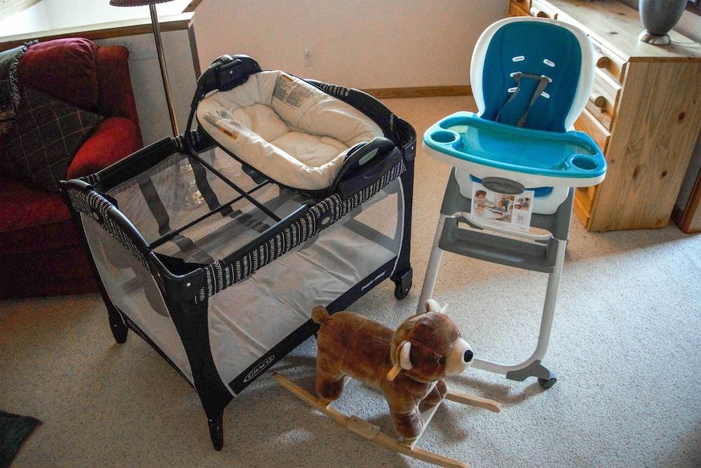 Quiet Fairplay Cabin w/ Rocky Mountain Views!