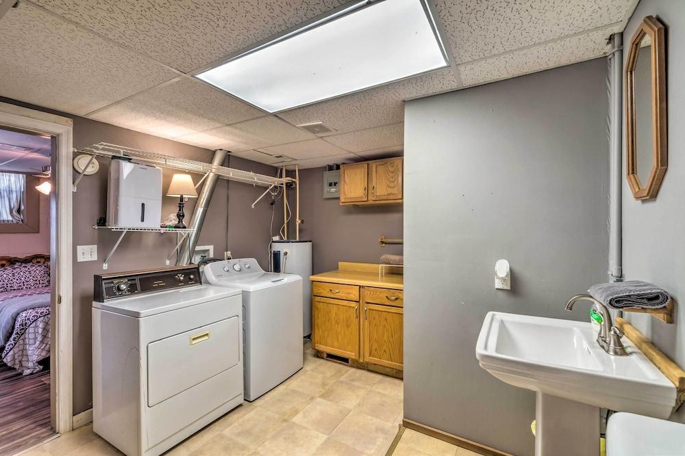 Lake House w/ Hot Tub + Fire Pit - 1 Mi to Marina!