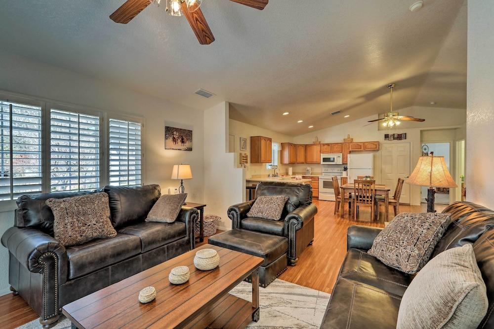 Patio & Mtn Views: Tranquil Sedona Gem