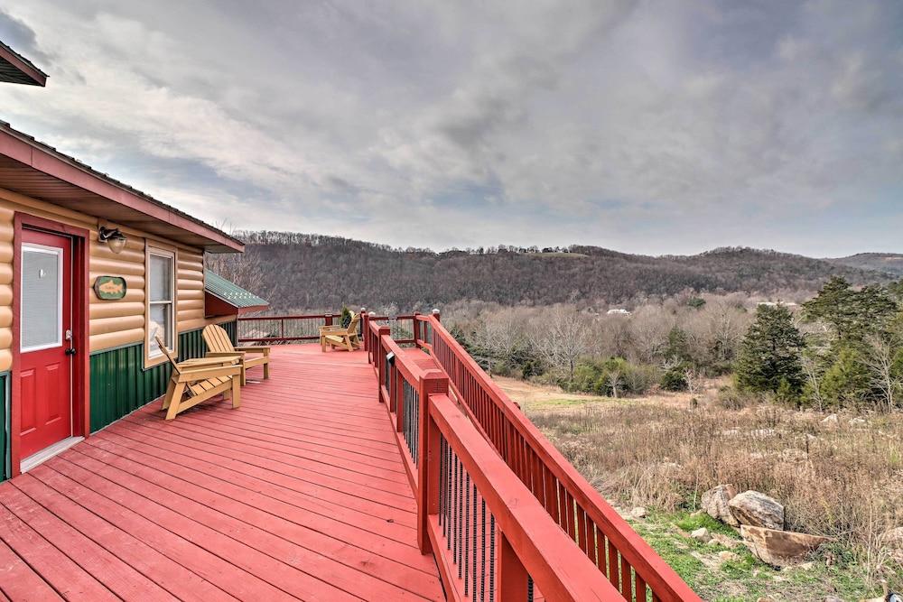 Cheery Pet-friendly Studio w/ Shared Fire Pit