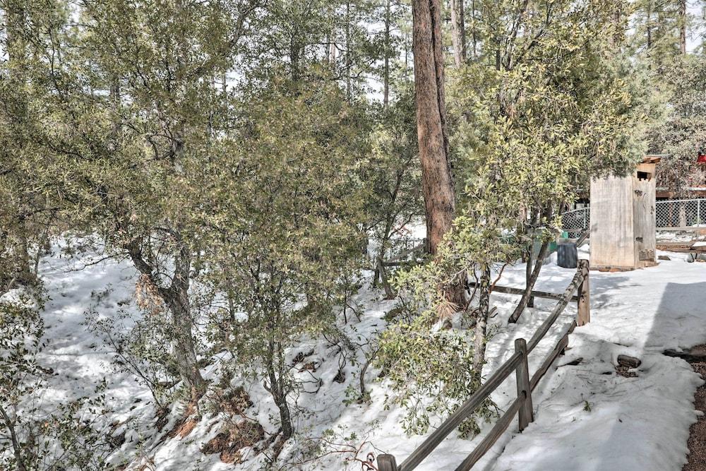 ~ 8 Mi to State Park & Trails: Pine Mountain Home