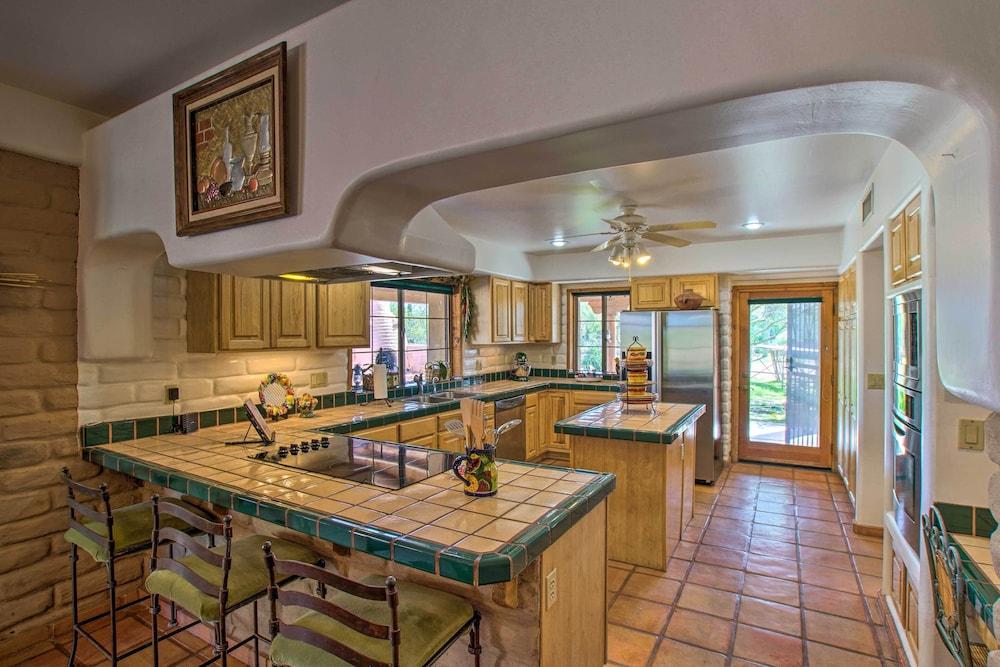 Pet-friendly Cave Creek Villa w/ Backyard Oasis!