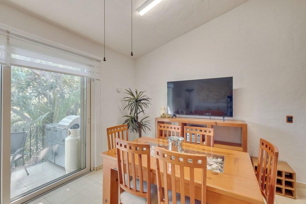 Puerto Vallarta Hideaway w/ Balcony & Pool!