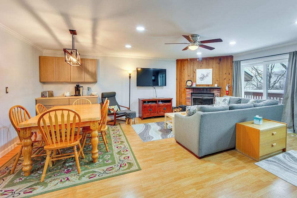 Primely Located Dover Escape < 1 Mi to Mt Snow!