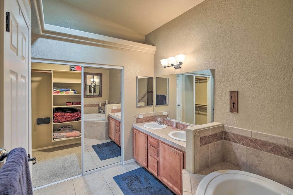 2 Mi to Beach: Lake Havasu Gem w/ Pool & Spa!