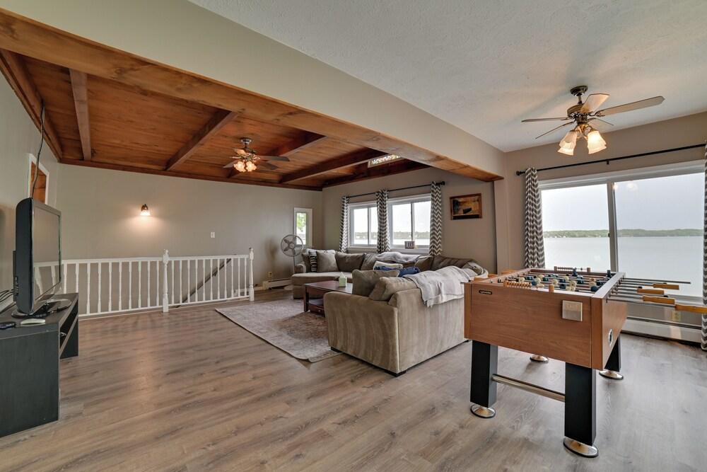 Cayuga Lake Retreat in Seneca Falls w/ Dock!