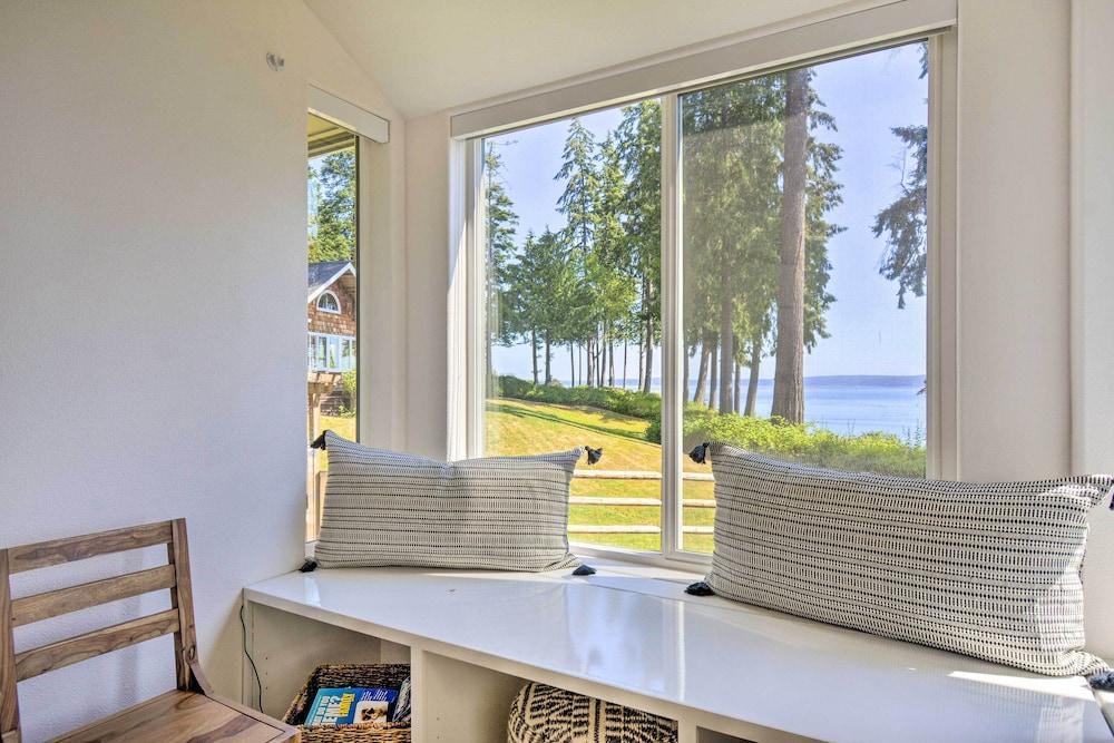 Hike, Bike & Explore: Oceanfront Kingston Getaway