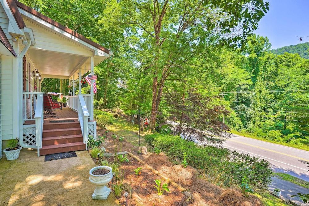 Secluded Chattanooga Getaway w/ Deck + Yard!