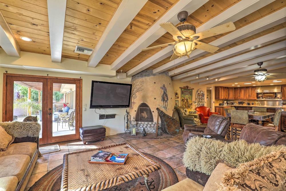 Tucson Home by Nature Preserve; Perfect for Hiking