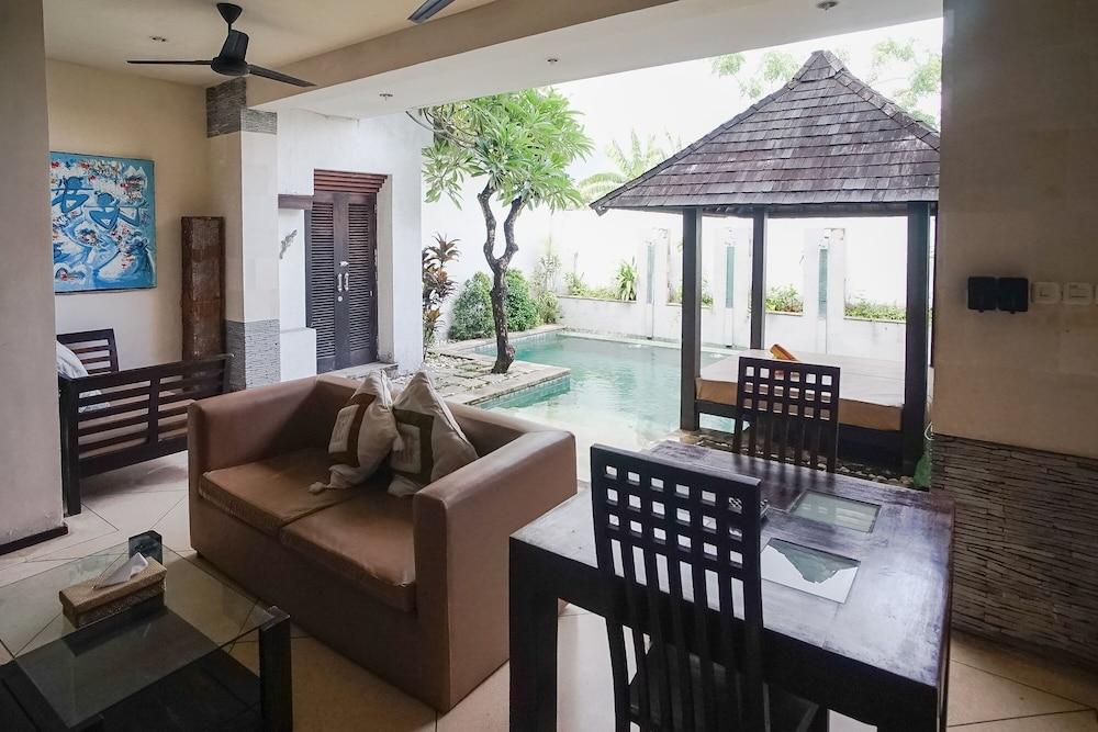 Queen Rose Villa & Spa