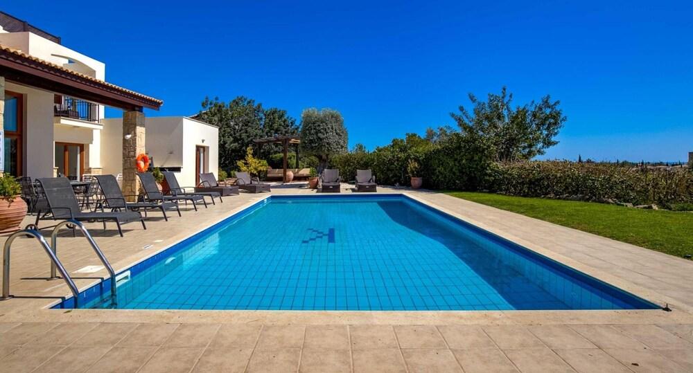 Villa 93 Calantha in Kouklia