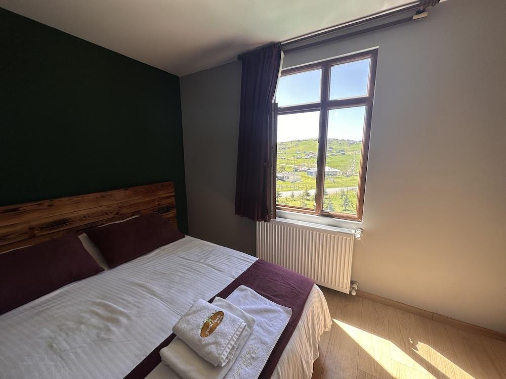 ZEYTİNDALI YAYLA OTEL