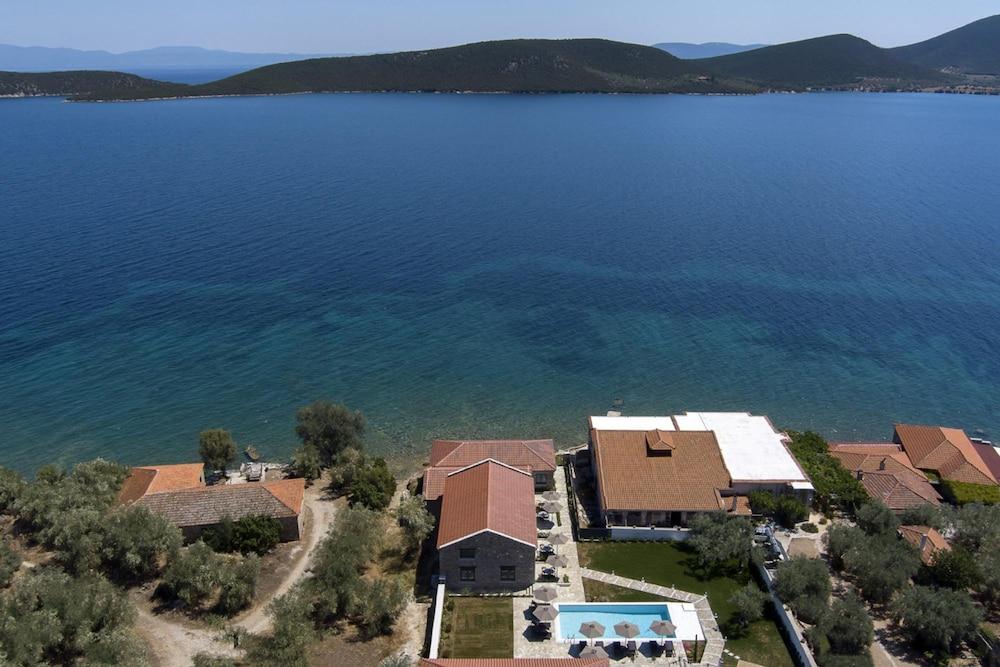 Lichnos Luxury Maisonette 1