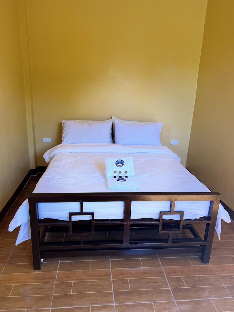 Natasha-Rey Beach Resort