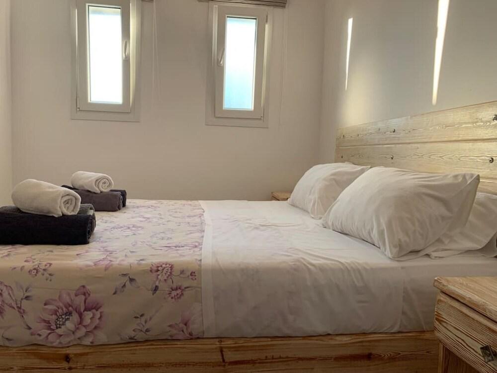 SUN Studio 7 - Close TO 180 Sunset BAR