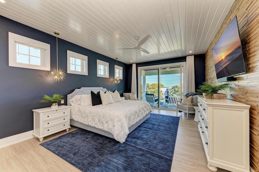 The TipSea Turtle managed by Beach Retreats