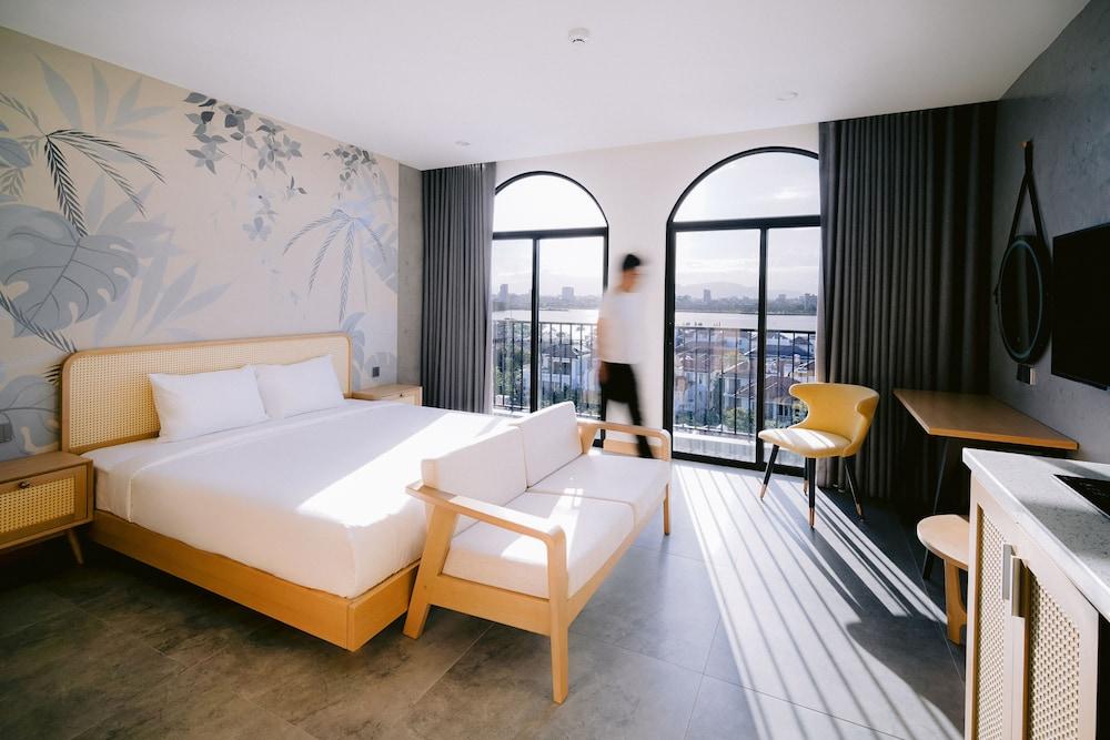 Shi House by Haviland