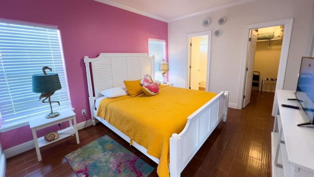 Sun Dancer #11 2 Bedroom Home by RedAwning