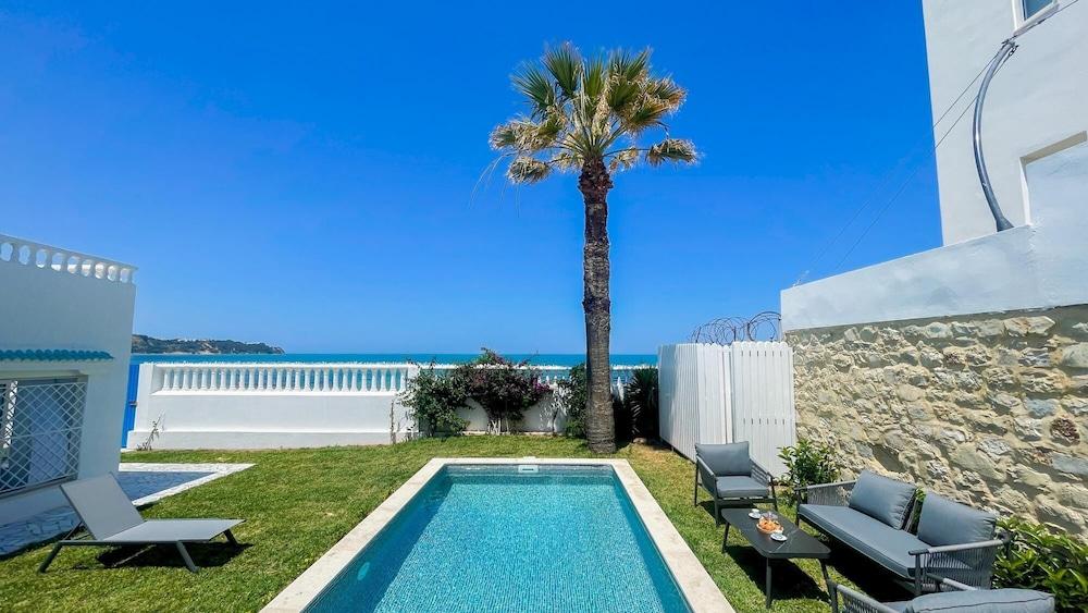 The Sea House Beach Front Villa With Pool