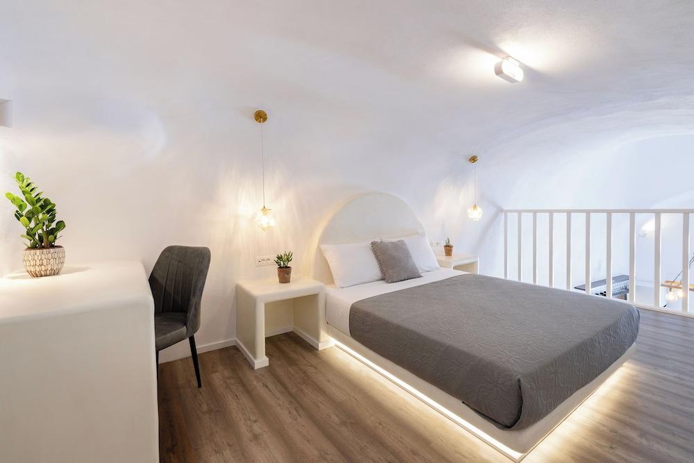 Captain's House Suites