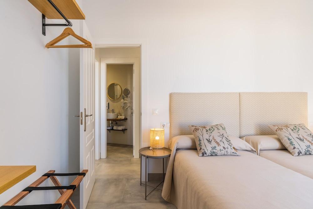 Casa de la Vega Suites