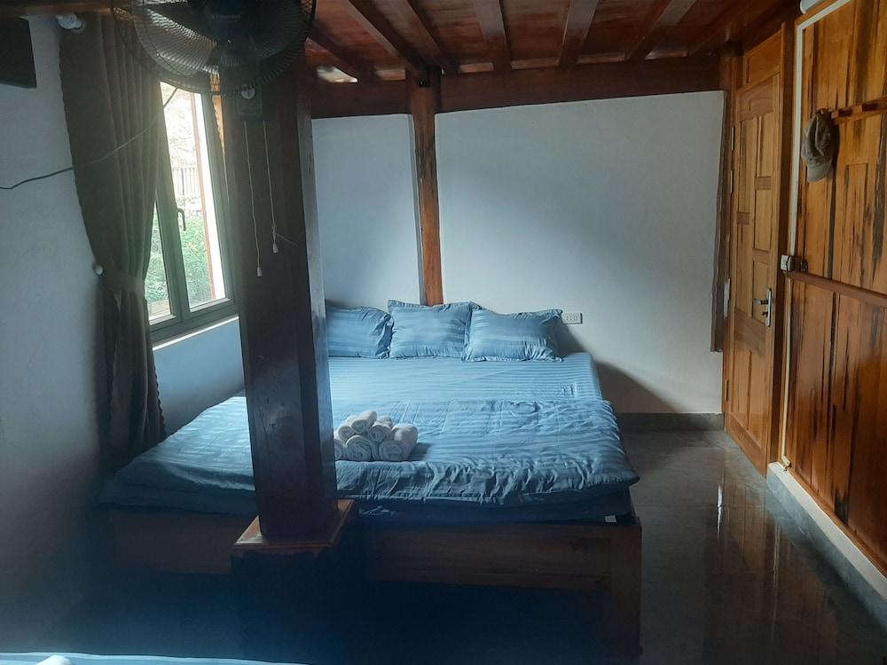 DONG SUOI H'MONG HOMESTAY