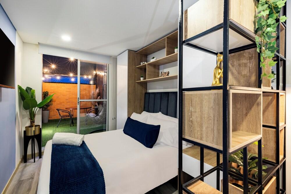 Cabrera 85-12 by Jalo