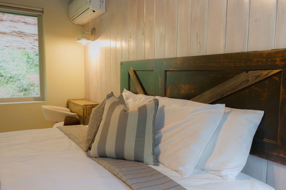 Destination Oak Creek