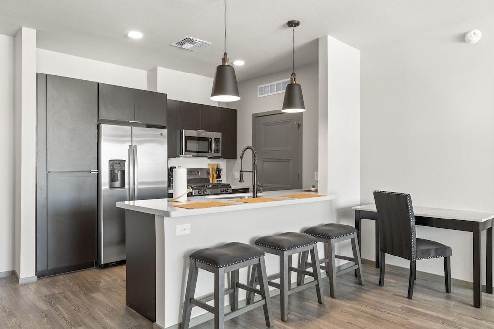 CozySuites at Westgate