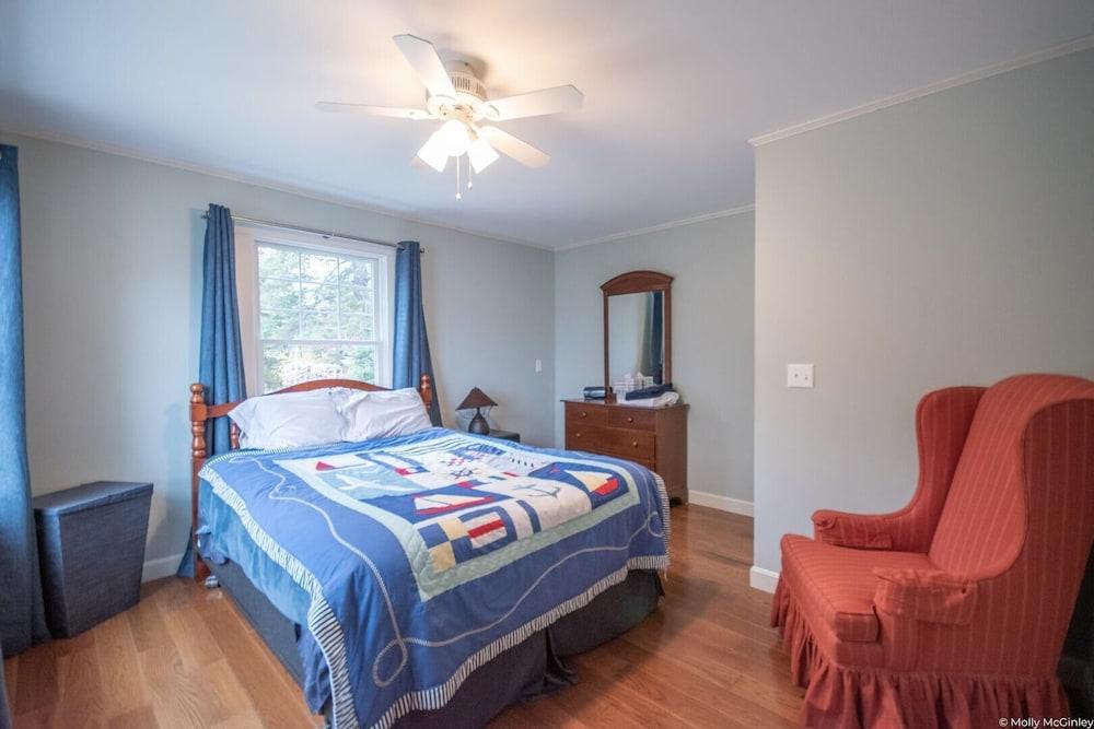 Mabel's Point - Brooklin