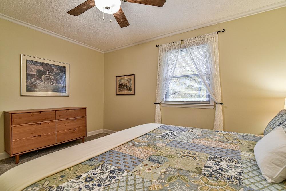 Forest Run - 4 Bedrooms with hot tub