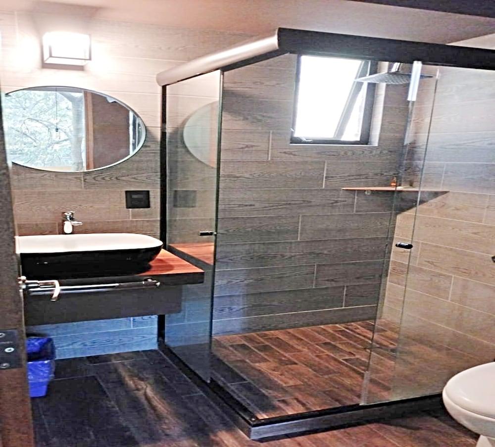 Loft Tree House 1 by Kivoya