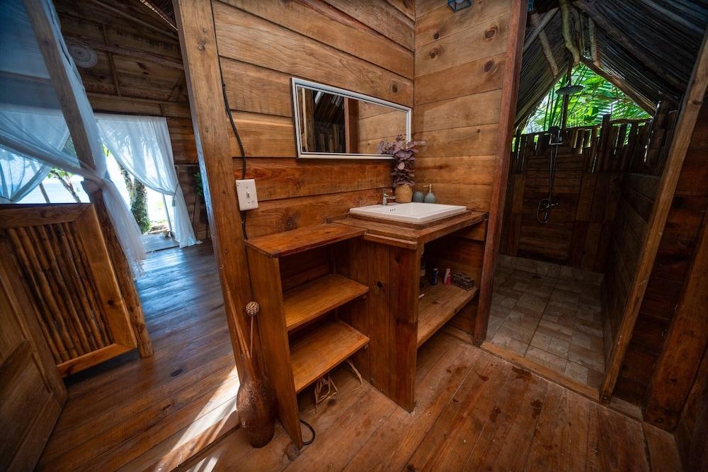 Beachfront House at La Vida Resort