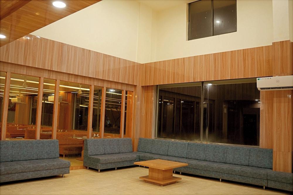 The Sky Comfort Beach Hotel, Dwarka