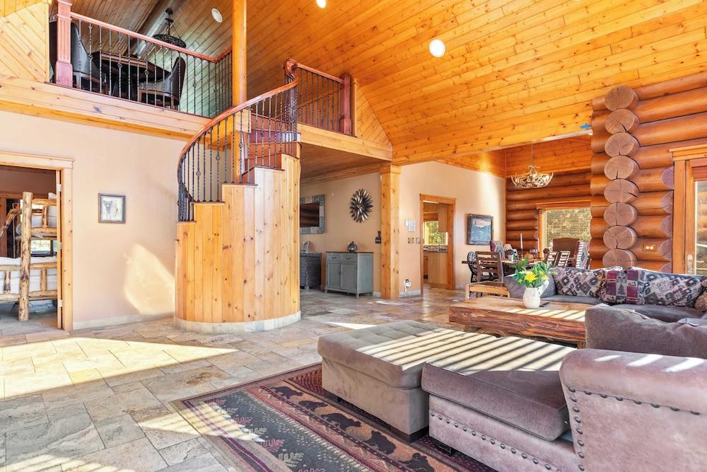 Eagle Ridge Retreat by Avantstay Gorgeous Big Bear Cabin w/ Views