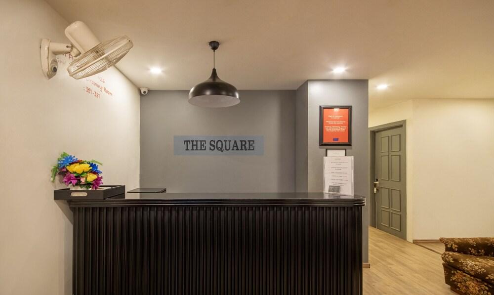 FabHotels Ny Townhouse