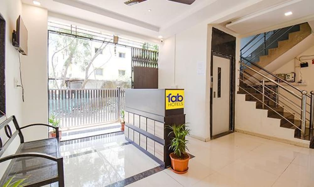 FabHotel Golden Heights