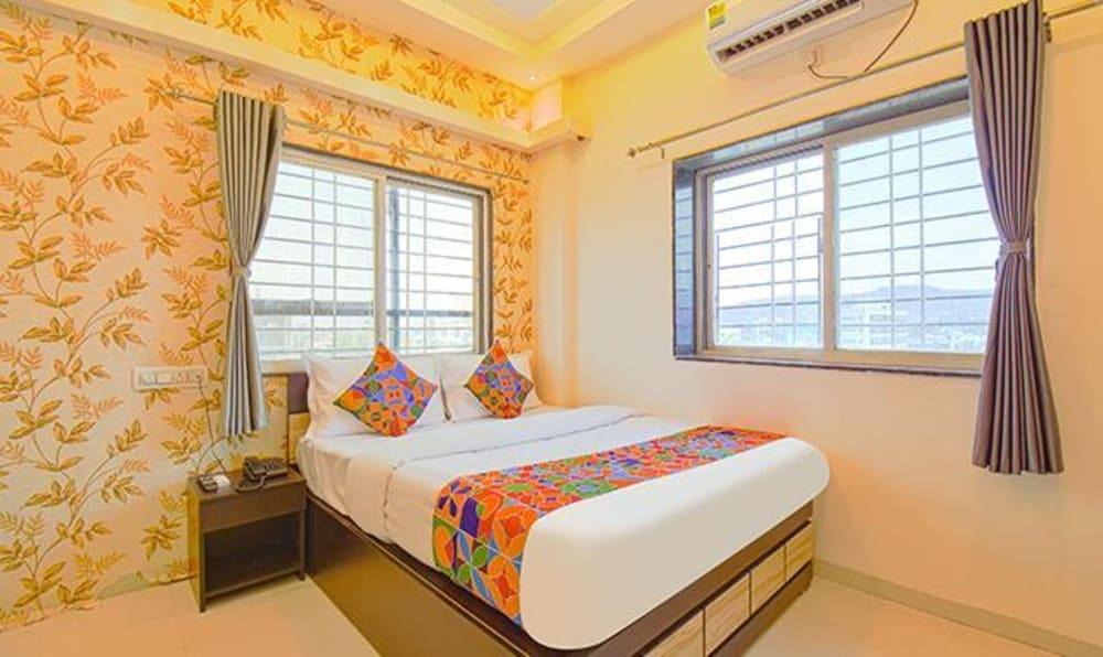 FabHotel Golden Heights