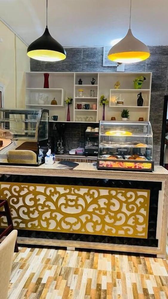 JANOHOUSE Appart-Hôtel