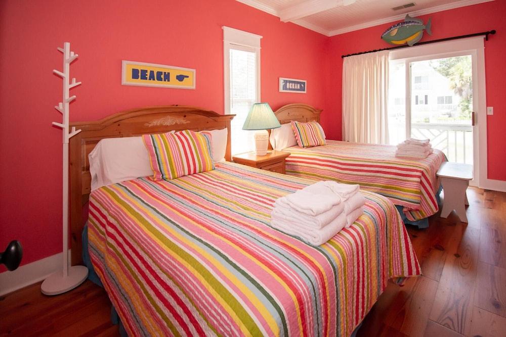 46 Davis Love Cottage