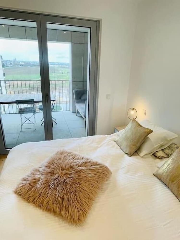 3 bedrooms in Gasperich Terrace&Parking