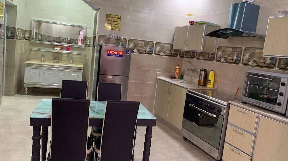 Super OYO 150 Reef Al Khaleej Resort