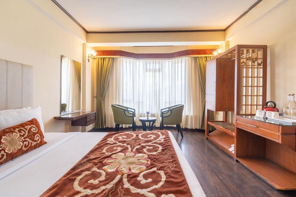 Summit Lillium Hotel & Spa