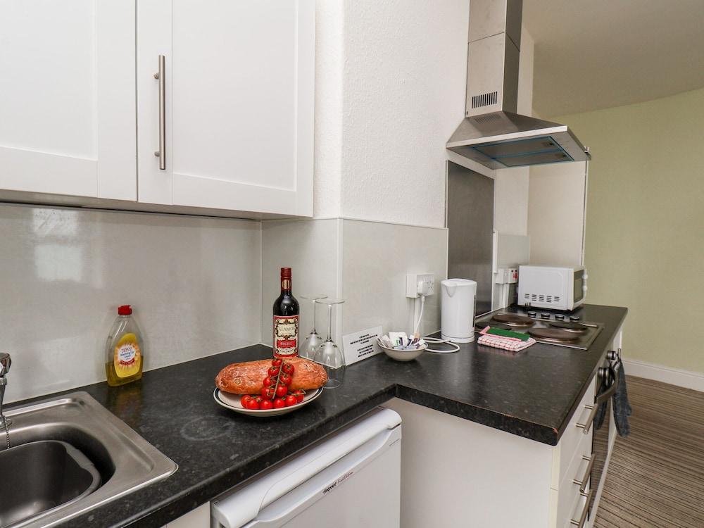 7 Beach View @ Beaconsfield House